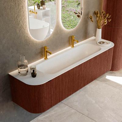 Badmeubel Mondiaz Kurve | 170 cm cm | Meubelkleur Ruby | Wastafelkleur Talc | Solid surface | Wasbak midden spoelbak | 2 kraangaten