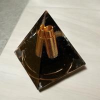 Orgoniet Piramide Shungiet koper spoel - Shungiet - Spiritueelboek.nl