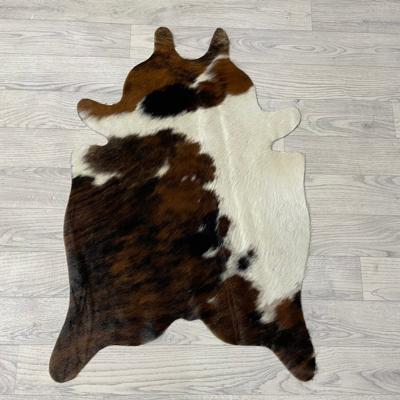 Kleine koeienhuid bruin wit zwart (Normandiër) 90x60cm