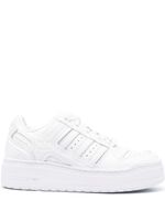 adidas baskets en cuir à patch logo - Blanc