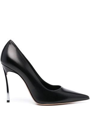 Casadei escarpins en cuir à talon biseauté 110 mm - Noir