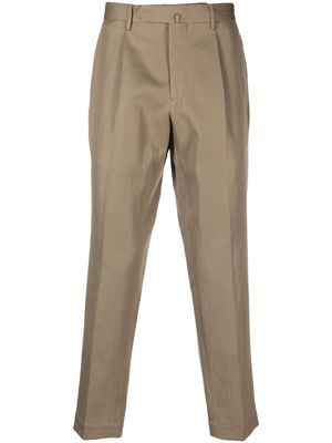 Dell'oglio pantalon chino court à détails de plis - Tons neutres