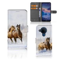 Nokia 5.4 | Telefoonhoesje | Met pasjeshouder | Paarden