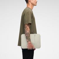 Incase Crosstown sleeve MacBook 16"