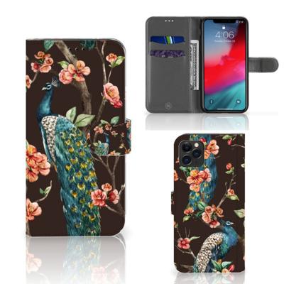 Apple iPhone 11 Pro Max | Telefoonhoesje | Met pasjeshouder | Pauw met Bloemen