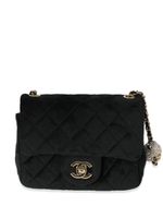 CHANEL Pre-Owned mini sac porté épaule Classic Flap à design carré (2022) - Noir