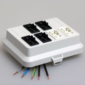 ATTEMA 6075 DEKSEL AK2 GS met 4 GST18® aansluitingen zwart 2 aansluitingen GST18® wit
