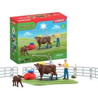 Koeienwasplaats, speelset met 1 koeienfiguur, 1 kalf en 1 mensenfiguur - SCHLEICH 42529 FARM WORLD