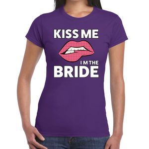 Kiss me i am the bride t-shirt paars dames