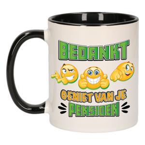 Cadeau mok voor collega - afscheid/pensioen - groen/zwart - keramiek - 300 ml