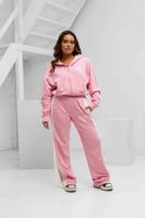 Hillside Stripe Trainingspak Dames Roze - Maat L - Kleur: Roze | Soccerfanshop Hillside Stripe Trainingspak Dames Roze - Maat L - Kleur: Roze | Soccerfanshop