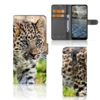 Nokia 2.4 | Telefoonhoesje | Met pasjeshouder | Baby Luipaard