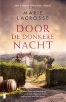 Door de donkere nacht (Paperback)