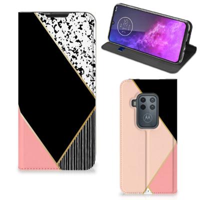 Motorola One Zoom Stand Case Zwart Roze Vormen
