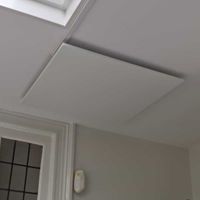 Infraroodpaneel verwarming 60x60cm wit 400W voor plafond of wand inclusief montagebeugels Infraroodpaneel verwarming 60x60cm wit 400W voor plafond of wand inclusief montagebeugels