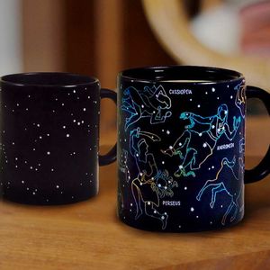 Star Mug - Uniek Sterrenhemel Ontwerp - 350ml Zwart - Koffiemok - Perfecte Mok voor Sterrenkijkers