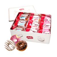 Lotus Cake Donuts koekjesdoos - 18 stuks - 3 smaken - 612g Lotus Cake Donuts koekjesdoos - 18 stuks - 3 smaken - 612g