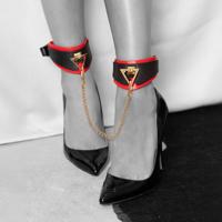 Ouch! by Shots Milan Collectie - Beenmanchetten - Zwart/Rood