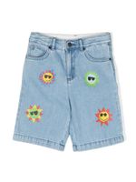 Stella McCartney Kids short en jean à imprimé soleil - Bleu