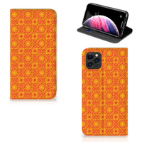 Apple iPhone 11 Pro Max Hoesje met Magneet Batik Oranje - thumbnail