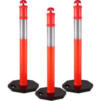 VEVOR Verkeersafbakeningspalen 44 Inch Hoogte Kegels Oranje PE Afbakeningspaal Kit 10 Inch Reflecterende Band, Draagbare Afbakeningspaal met Rubberen Basis 16 Inch, Afbakeningskegels Set van 3