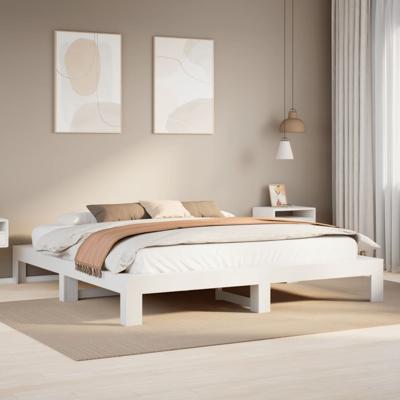 Bedframe zonder matras massief grenenhout wit 200x200 cm
