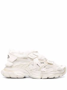 Balenciaga sandales Track en fourrure artificielle - Tons neutres