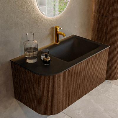 Badmeubel Mondiaz Kurve | 85 cm | Meubelkleur Walnut | Wastafelkleur Urban | Rechts spoelbak | 1 kraangat
