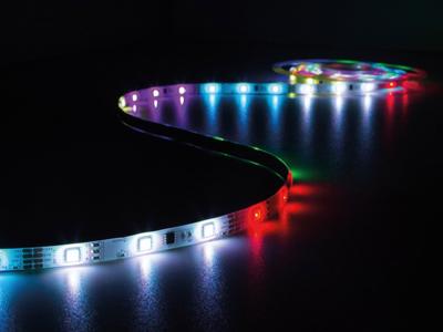 KIT MET DIGITAAL GEANIMEERDE LED-STRIP, CONTROLLER EN VOEDING - RGB - 150 LEDs - 5 m - 12 VDC - Vellight