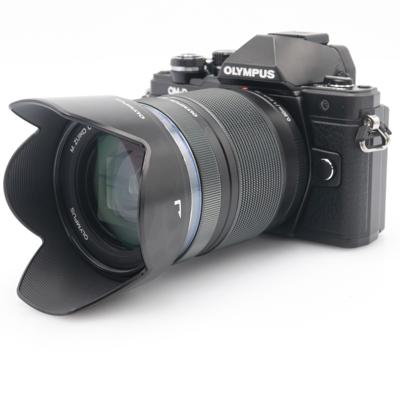 Olympus OM-D E-M10 mark II body + M.Zuiko Digital ED 14-150mm F/4-5.6 II occasion