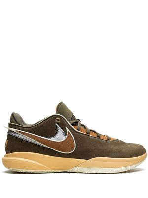 Nike baskets Lebron 20 - Vert