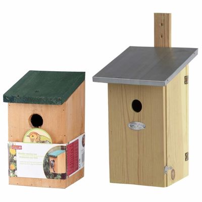 Nestkastjes/vogelshuisjes set van 2x stuks voor tuinvogels