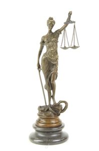 Bronskleurig Vrouwe Justitia beeldje