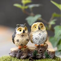 2 stuks Moss micro landschap creatieve hars mini Owl sieraad willekeurige kleur levering