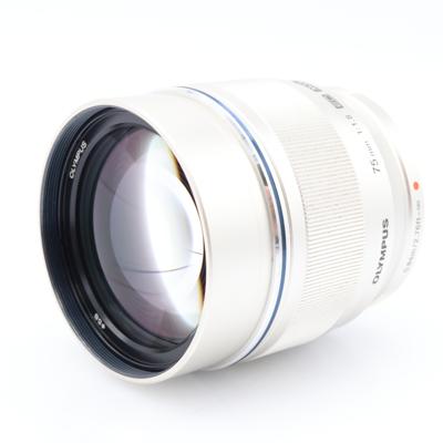 Olympus M.Zuiko Digital 75mm f/1.8 ED zilver occasion