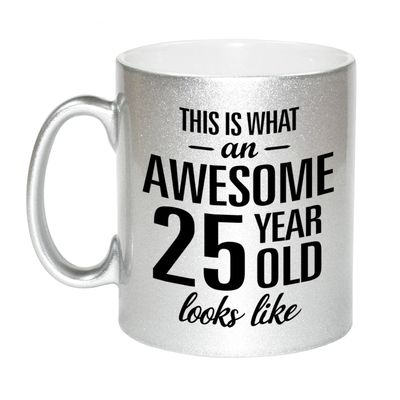 Awesome 25 year cadeau mok / beker zilver 330 ml Awesome 25 year cadeau mok / beker zilver 330 ml
