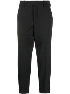 Neil Barrett pantalon fuselé à coupe courte - Gris