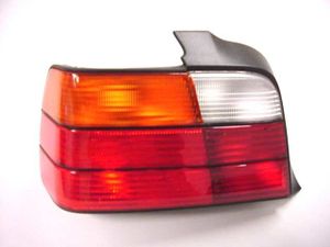 Achterlicht links SEDAN 0640931
