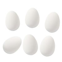 18x Witte kleine kunststof kwartel eieren hobby/knutsel materiaal 4 cm   -