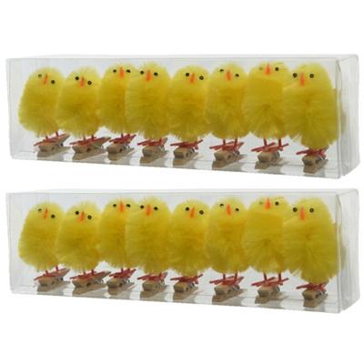 Decoratie kuikentjes - 16x stuks - geel - op clip - 5,5 cm - Paasversiering / Paasdecoratie - Paasku