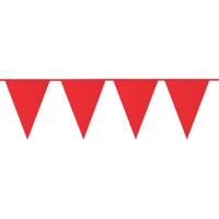 Party Vlaggenlijn puntvlaggetjes - kunststof - rood - 10 meter - Slinger - versiering Party Vlaggenlijn puntvlaggetjes - kunststof - rood - 10 meter - Slinger - versiering