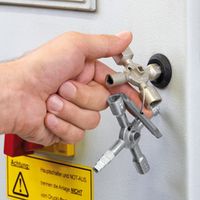 Twin-key voor standaard schakelkasten en afsluitsystemen - thumbnail