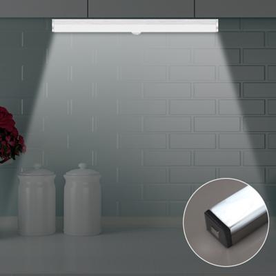 USB lichtgevoelig & Human Body inductieve LED licht buis lengte: 297mm (koel wit)