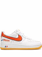 Nike x Scarr's Pizza baskets Air Force 1 - Blanc