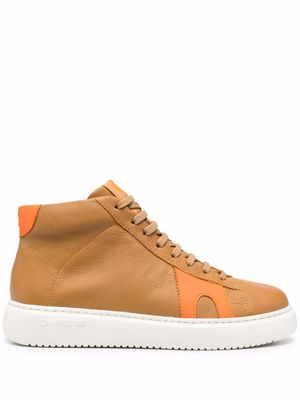 Camper baskets montantes Runner K21 en cuir - Marron