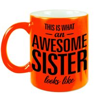Fluor oranje awesome sister cadeau mok / beker voor je zus 330 ml   - - thumbnail