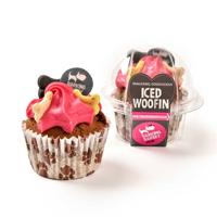 The Barking Bakery vanilla woofin met roze glazuur The Barking Bakery vanilla woofin met roze glazuur