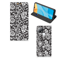 OPPO A15 Smart Cover Black Flowers - thumbnail