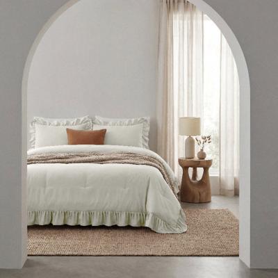 Wasbaar Lazy Dekbed Zonder Overtrek - Zonder Overtrek Ruffles - Off White - Dekbed-Discounter.nl