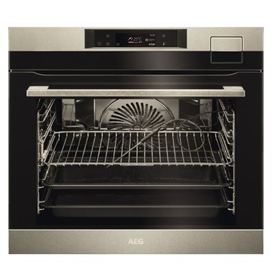 AEG AEG 9000 serie SteamPro Combi hetelucht- en stoomoven BSK792280M AEG AEG 9000 serie SteamPro Combi hetelucht- en stoomoven BSK792280M